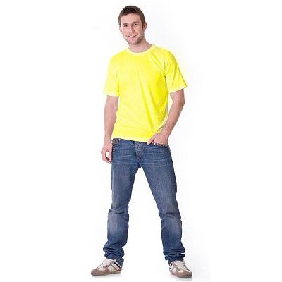 Футболка светло-жёлтая плотность 160 г/кв.м., х/б-100 % Узбекистан